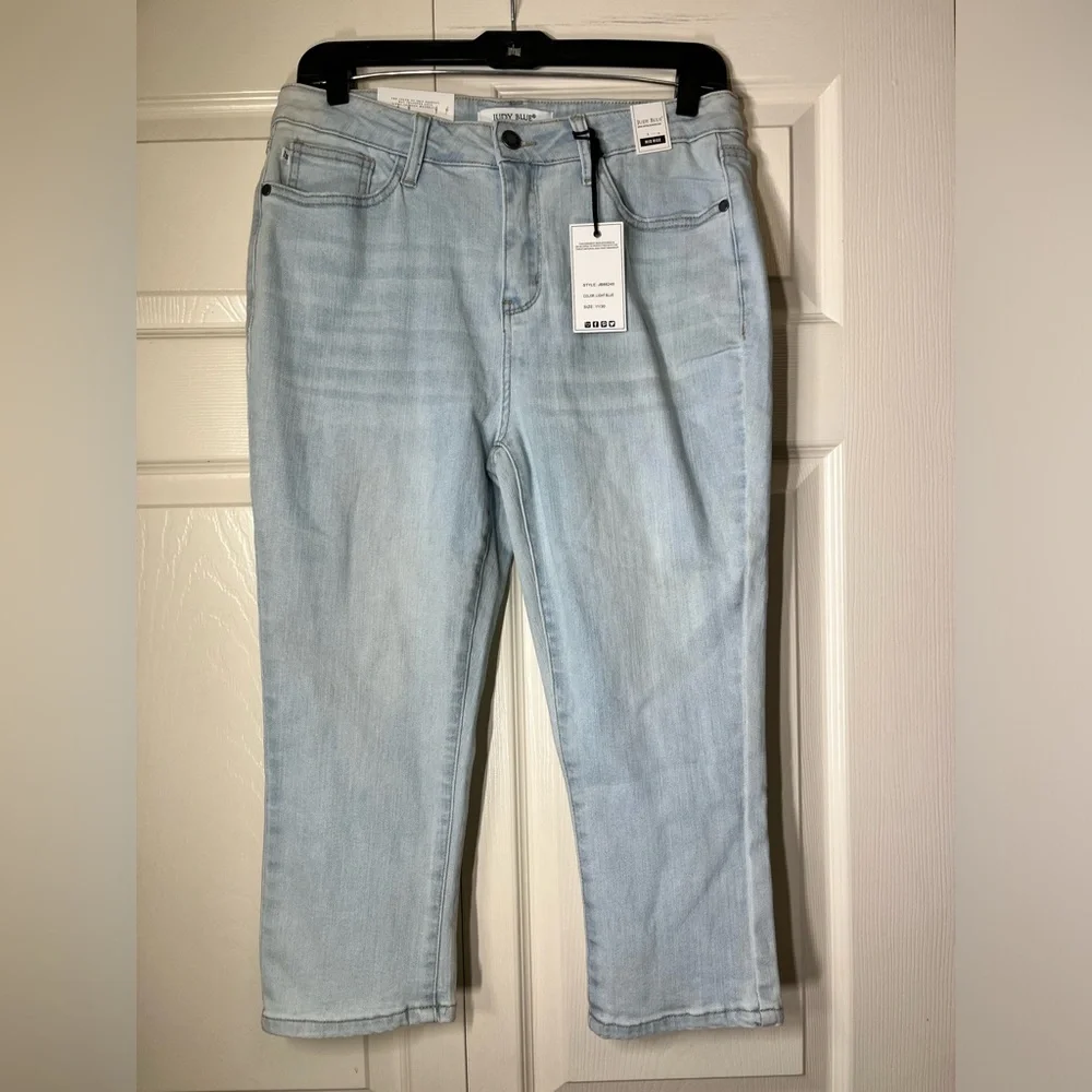 Judy Blue Women's‎ Denim Mid Rise Skinny Fit Capri Jeans 11/30